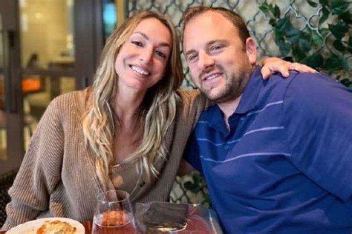 
Strongsville Murder-Suicide Leaves Much To The Imagination As Couple Kevin Keefe Wife Carrie Keefe Were Found Deceased 