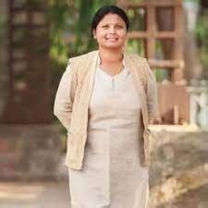 Sushma Andhare Height, Weight, Net Worth, Age, Birthday, Wikipedia, Who, Instagram, Biography