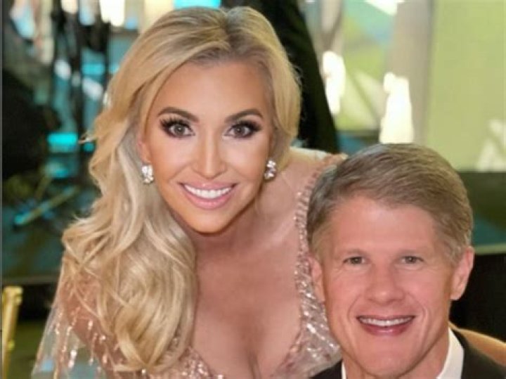 Tavia Shackles Height, Weight, Net Worth, Age, Birthday, Wikipedia, Who, Nationality, Biography