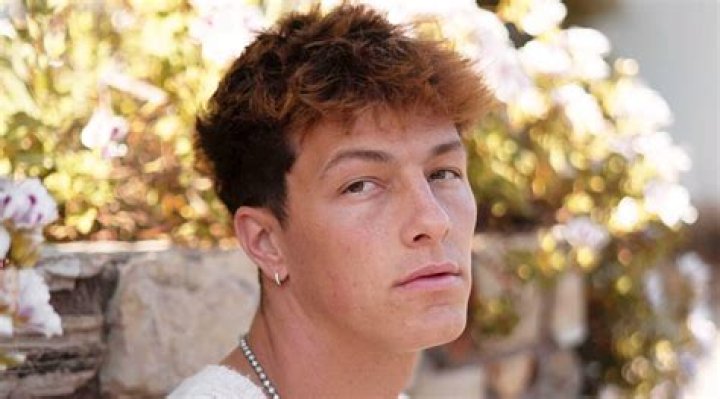 
Tayler Holder Allegations Of Sexual Assault, Why Was He Cancelled? Case Details 