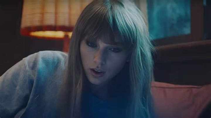 Taylor Swift “Salt Air and Rust on Your Door” Meaning Explained, What Is The Song August About?