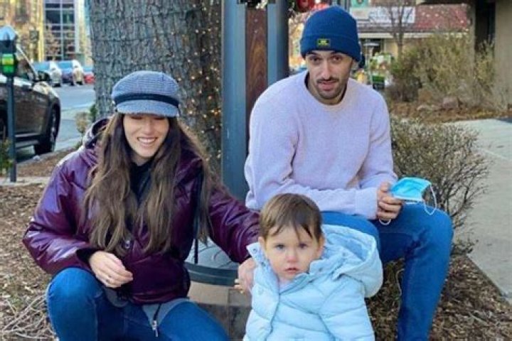 
The Untold Truth of Consuelo Vallina – Facundo Campazzo’s Wife 