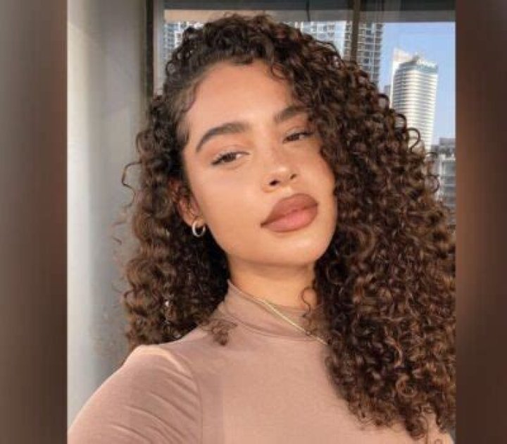 
Theluciole Height, Weight, Net Worth, Age, Birthday, Wikipedia, Who, Nationality, Biography 