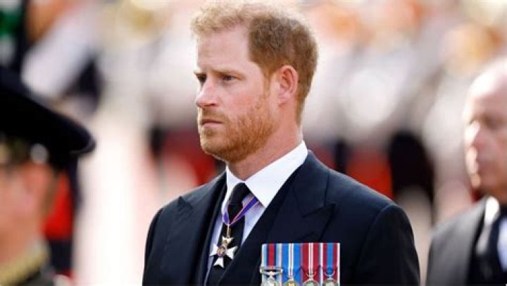 
“There were undoubtedly fears”: Source claims royals set up ‘war room’ over Prince Harry memoir 