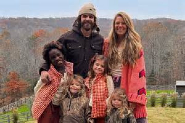 
Thomas Rhett Height, Weight, Net Worth, Age, Birthday, Wikipedia, Who, Nationality, Biography 