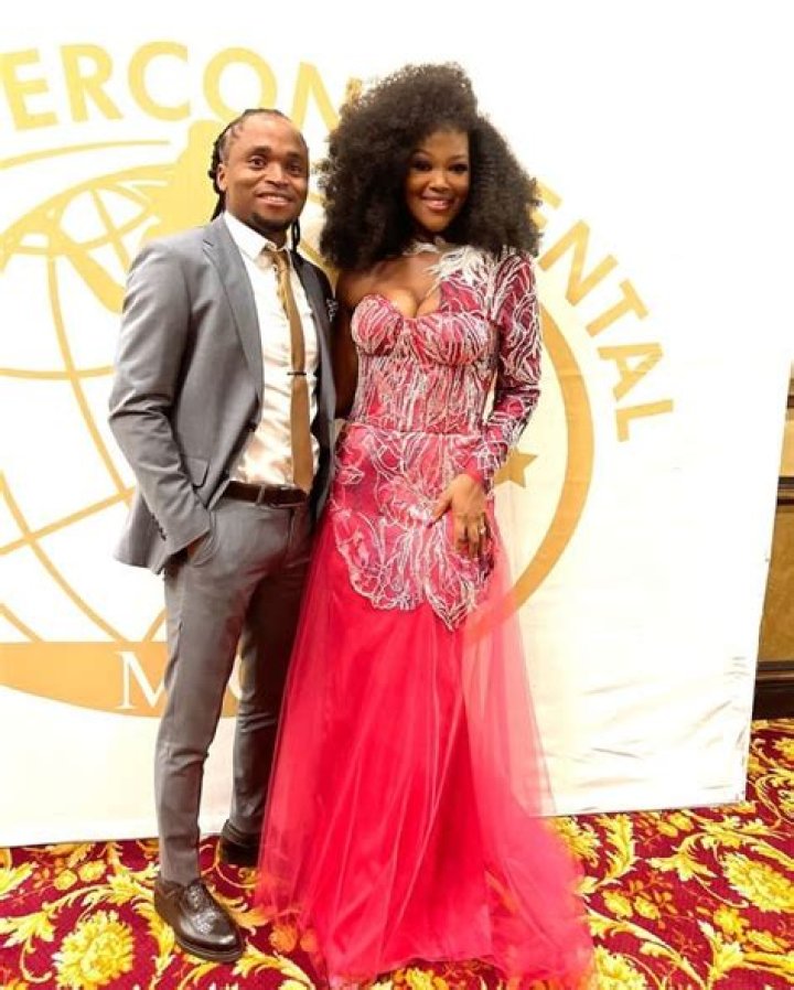 
Tokollo Tshabalala Height, Weight, Net Worth, Age, Birthday, Wikipedia, Who, Nationality, Biography 