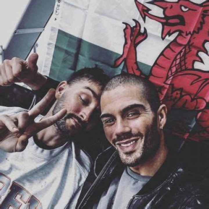 
Tom Parker Passed Away At The Age Of 33 After A Long Battle With Glioblastoma 