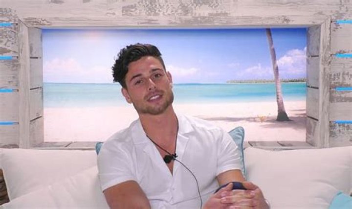 
Tom Walker Height, Age, Who, Girlfriend, Biography, Wiki, Net Worth 