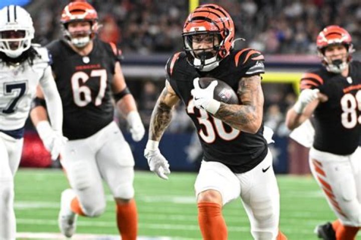 
Was Mark Walton Arrested Again? Former Bengals Running Back Facing Armed Robbery Charges 