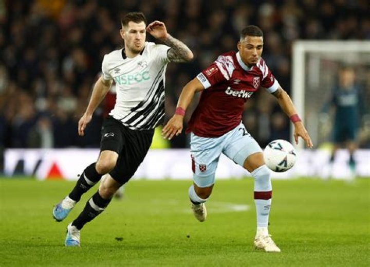 
West Ham confirm Thilo Kehrer signing on four-year deal 