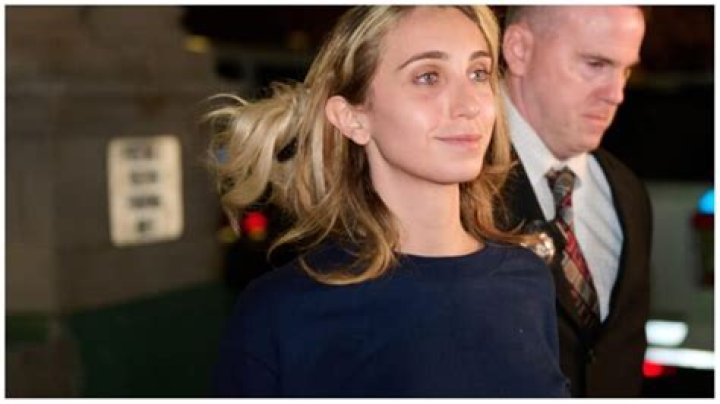 
What did Nikki Secondino do? Trans daughter arrested for killing dad in NYC 