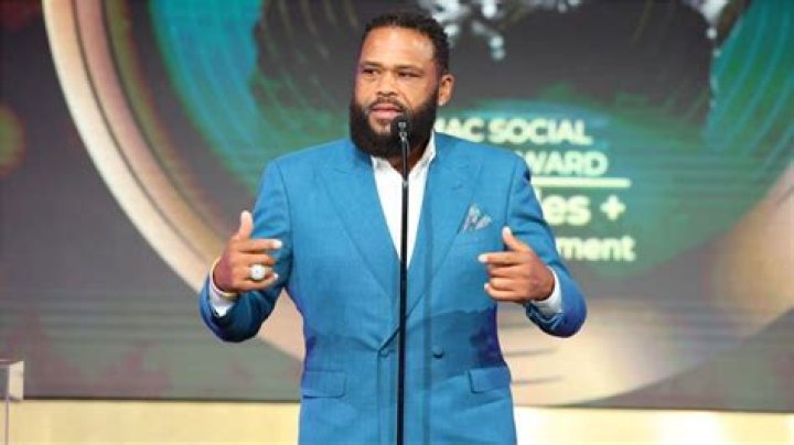 
What happened to Anthony Anderson? Health explored as latest weight loss picture goes viral 