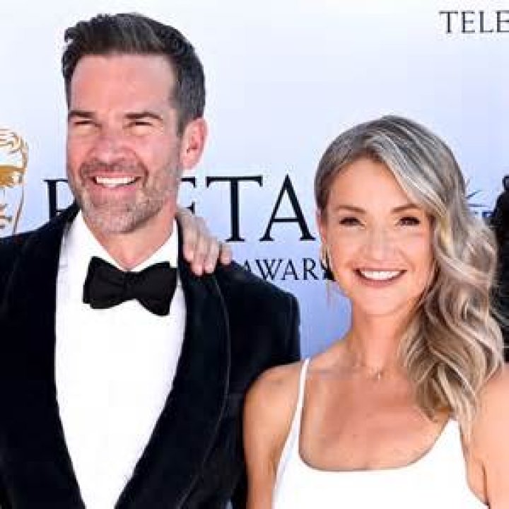 
What Has Gethin Jones Done To His Foot? Here’s What Happened To His Leg 