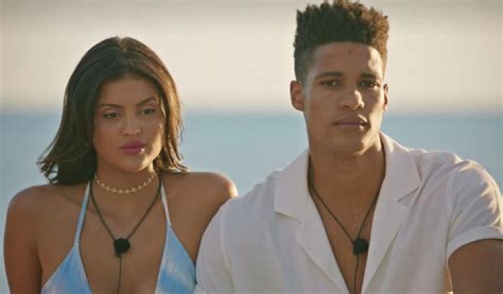 What Is Holly Scarfone Too Hot To Handle Ethnicity? Parents and Nationality, Where Is She From?