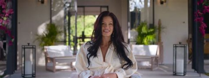 
Where Is Elle Watson From Byron Baes Now? 