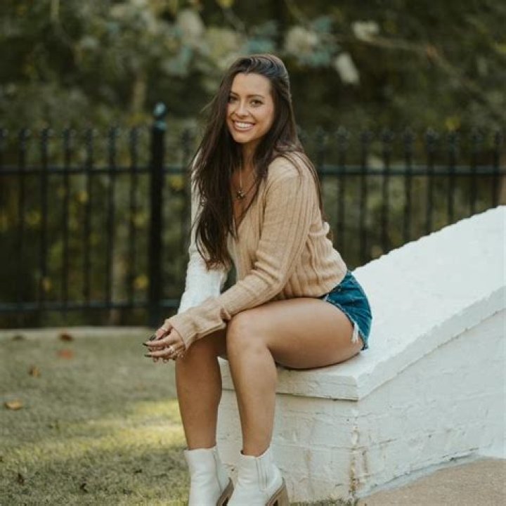 Whitney Wren’s Net Worth, Early Life, Age, Bio, Personal Life