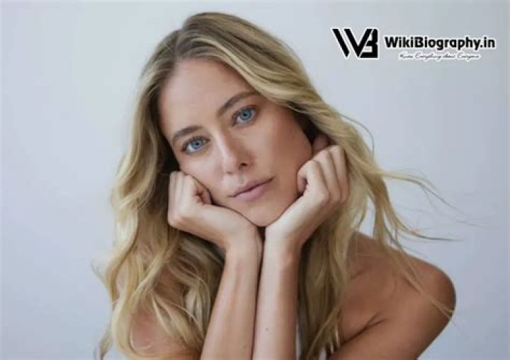 
Who are Jacqui Purviss Parents? Jacqui Purvis Biography, Parents Name, Nationality and More 