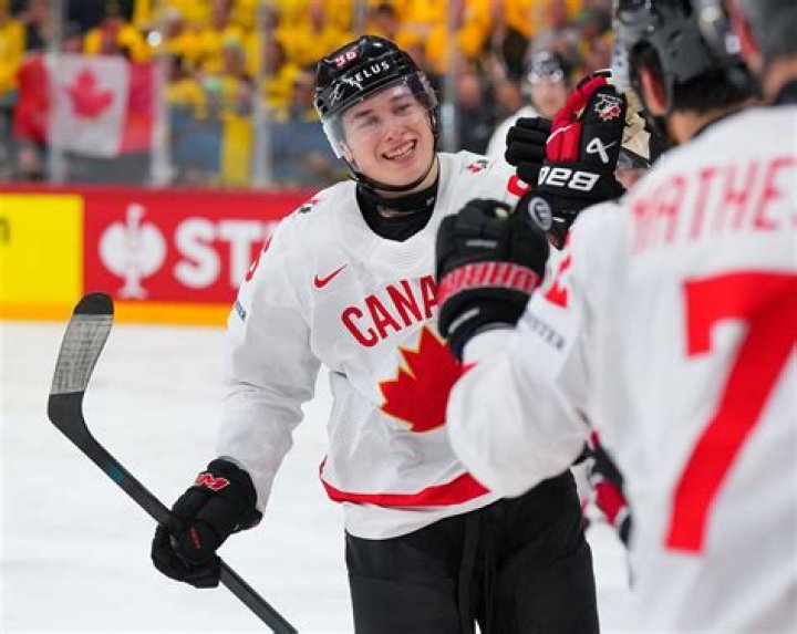 Who Is Ross Colton Dating In 2022? Ice Hockey Centerman Relationship Timeline And Career Earnings Explained