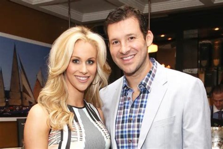 
Who is Tony Romo’s Wife, Candice Crawford? Her Wiki: Parents, Net Worth, Salary, Education, Arrest, Wedding & Brother 