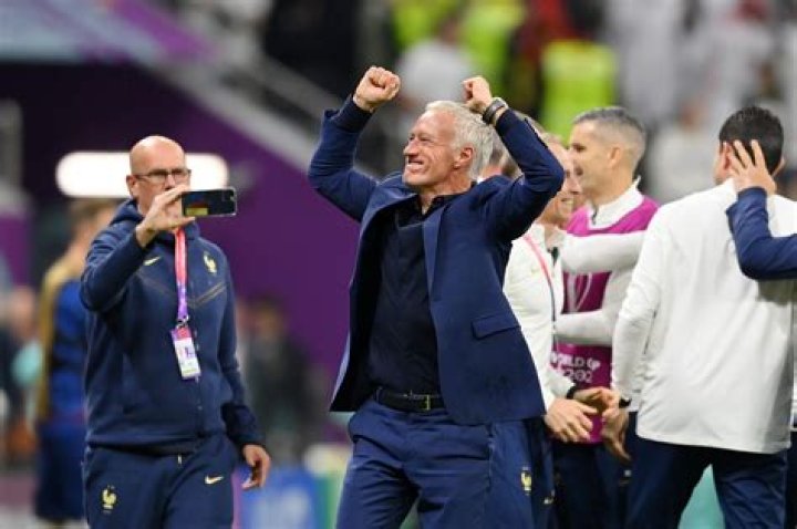 
Yvon Deschamps Height, Weight, Net Worth, Age, Birthday, Wikipedia, Who, Nationality, Biography 