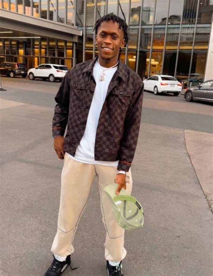 Zach Twa Height, Weight, Net Worth, Age, Birthday, Wikipedia, Who, Nationality, Biography