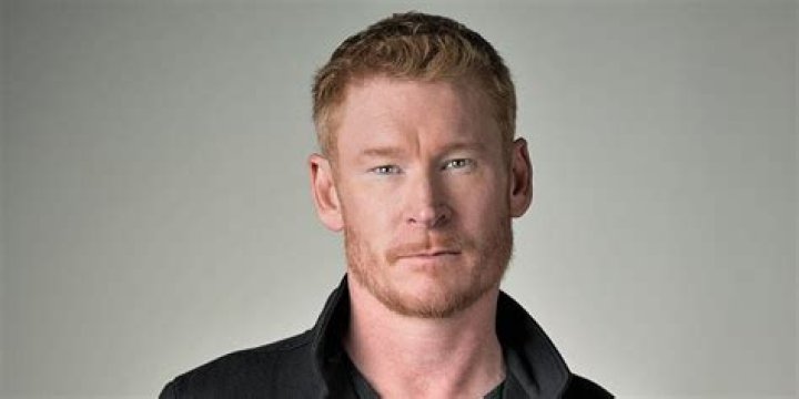 Zack Ward’s Biography: Age, wife, net worth, family, height