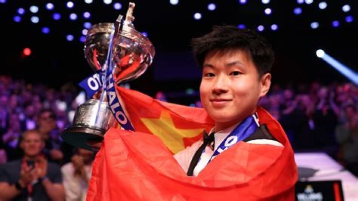 
Zhao Xintong Height, Weight, Net Worth, Age, Birthday, Wikipedia, Who, Nationality, Biography 